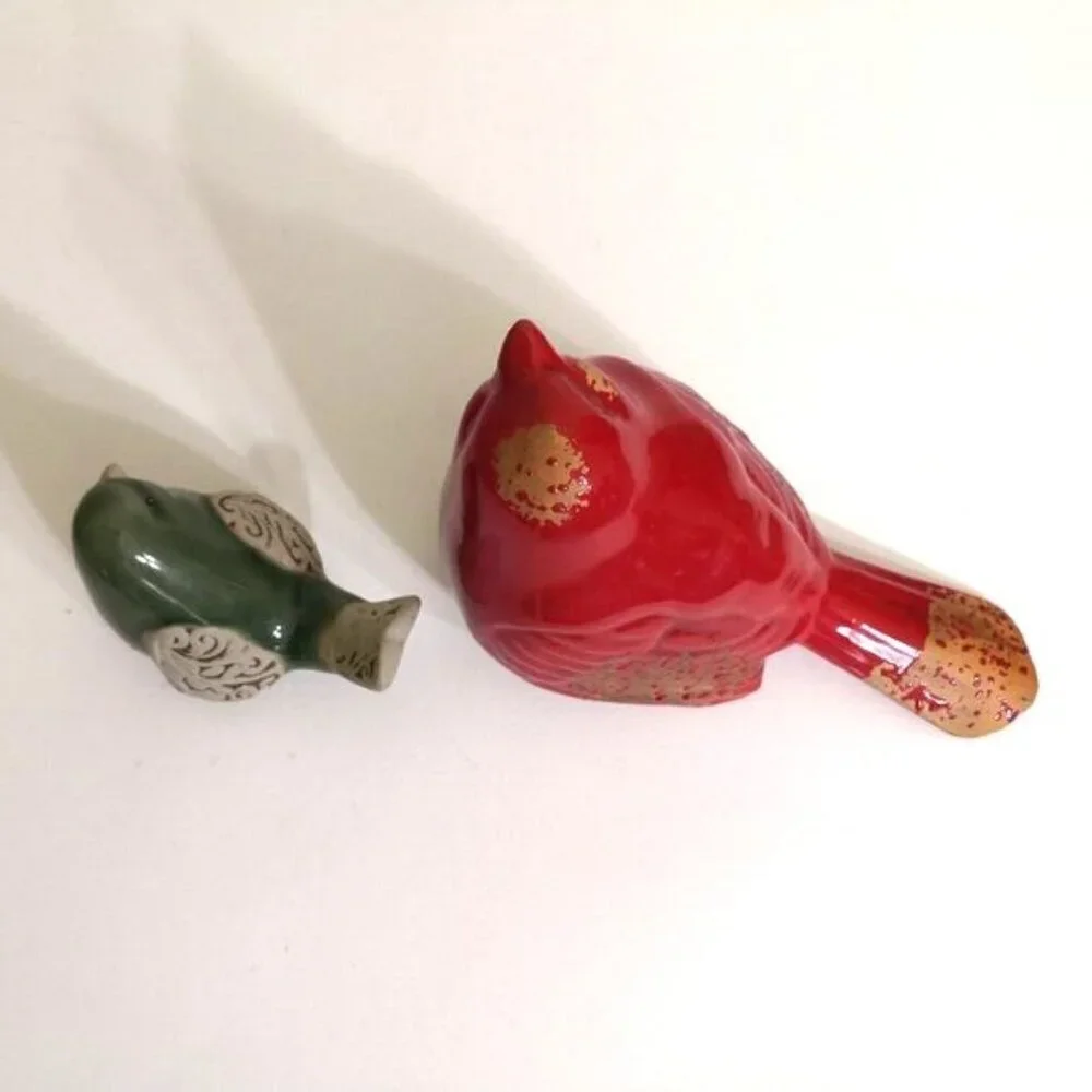 Lot of 2 Pier 1 Birds Figurine Decor Enamelware Farmhouse‎ Shelf Sitter